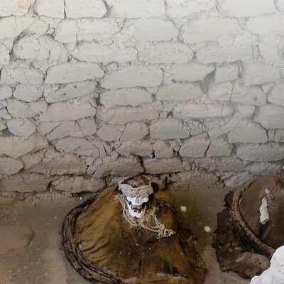 Chauchilla Cemetery and Artisans Workshop Tour
