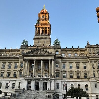 Detroit Guided Pedicab Tour Explore the City in Comfort
