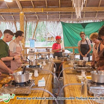 Authentic Thai Cooking in Khao Lak – Market Tour & Flexible Menu