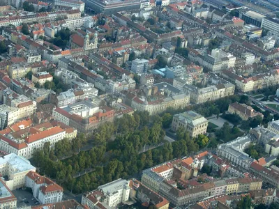 Zagreb Small Group Guided Walking Tour with WW2 Tunnels