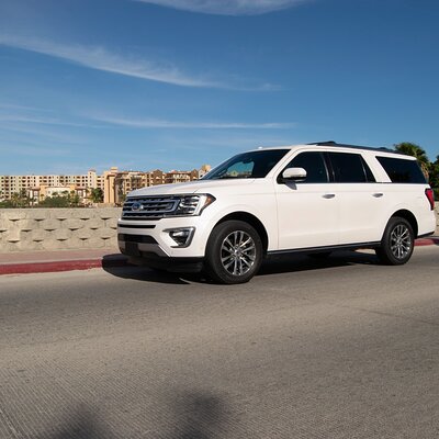 Private SUV RoundTrip From Airport to Hotels in Corridor Zone 2