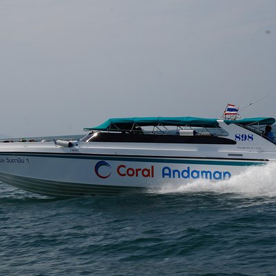 Phi Phi Island Private Transfer from Phuket via Speedboat