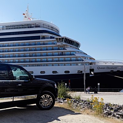 Big Black Car Tours