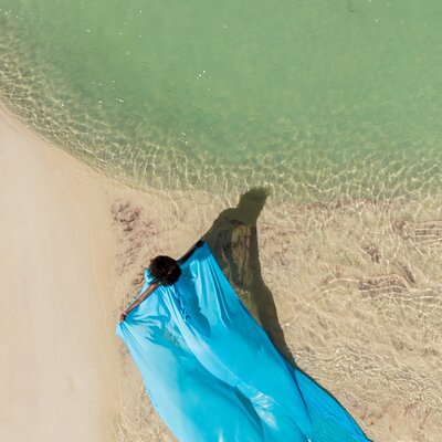 1 Hour Flying Dress Photoshoot in Kongo Beach