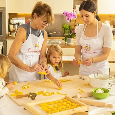 Cesarine: Cooking Class with tasting at Local's Home in Florence