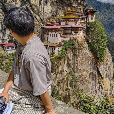OMSHA Travel - Travel Guide to Bhutan