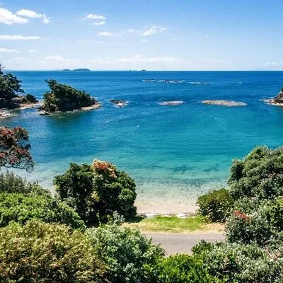 Kiwi Connect - Auckland & Waiheke Island Tours