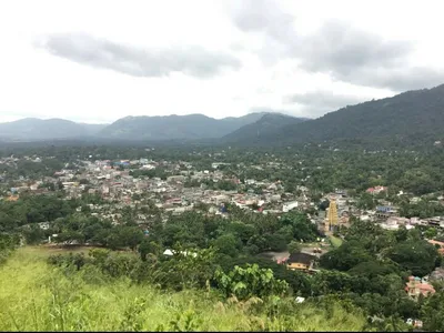 Kandy to Sigiriya Day Tour and Dambulla Cave Temple with Private Vehicle