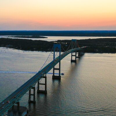 Scenic Tour of Newport, RI By Helicopter - 3 person Mansion Tour