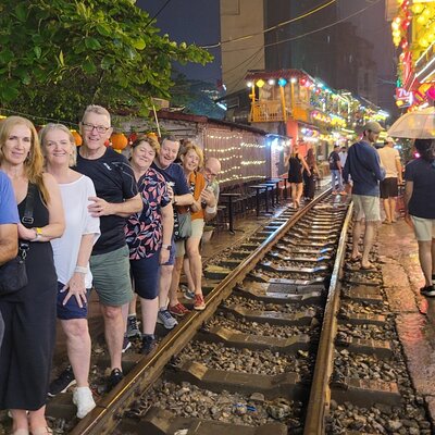 Hanoi Customized Street Food Walk with Train Street Experience