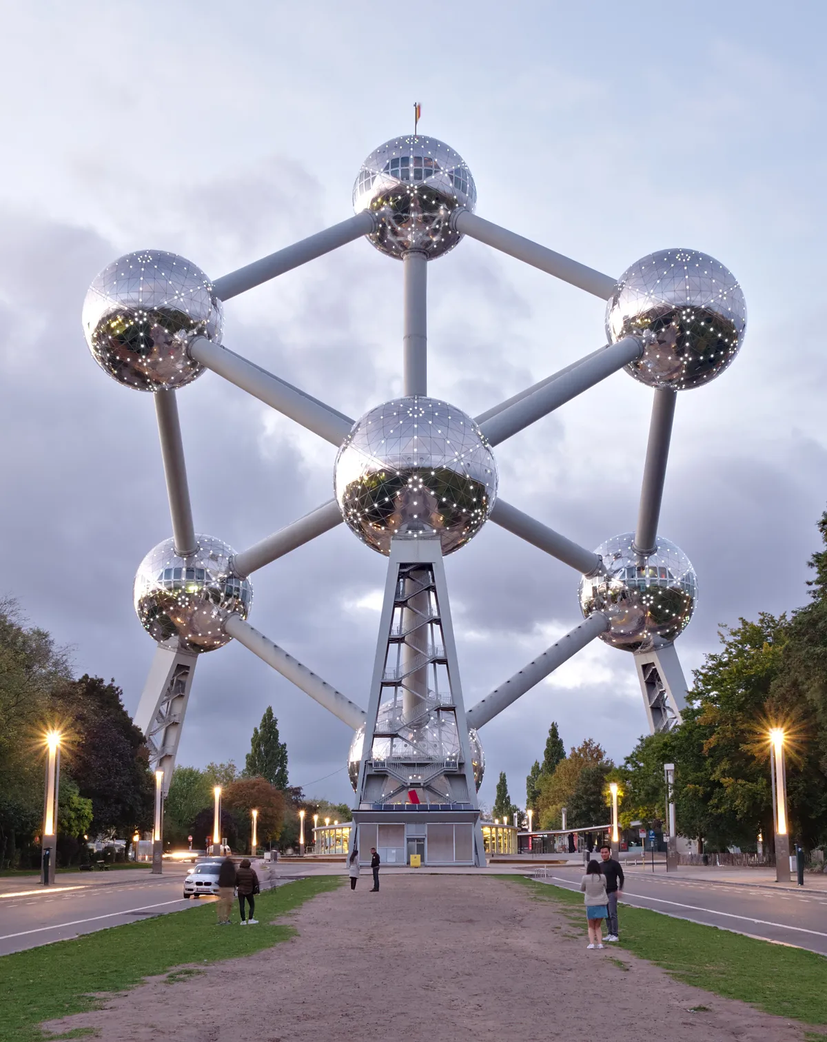Antwerp and Ghent Day Trip from Brussels with Atomium Photo Stop