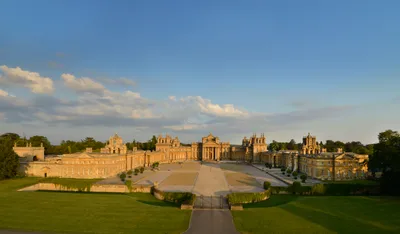 Downton Abbey Village, Blenheim Palace and Cotswolds 10-Hour Day Trip from London