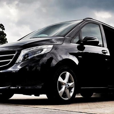 Zakopane: Private Transfer to Krakow