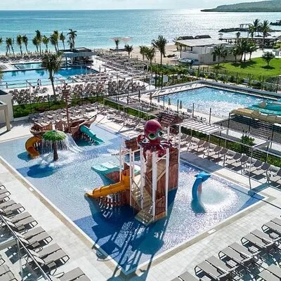 Montego Bay Jamaica Airport Transfer to Riu Aquarelle Falmouth