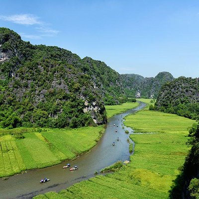 Aloha Vietnam Travel Guide