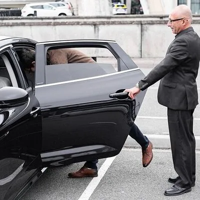 Lyon Airport Private Transfer – Meet & Greet Included