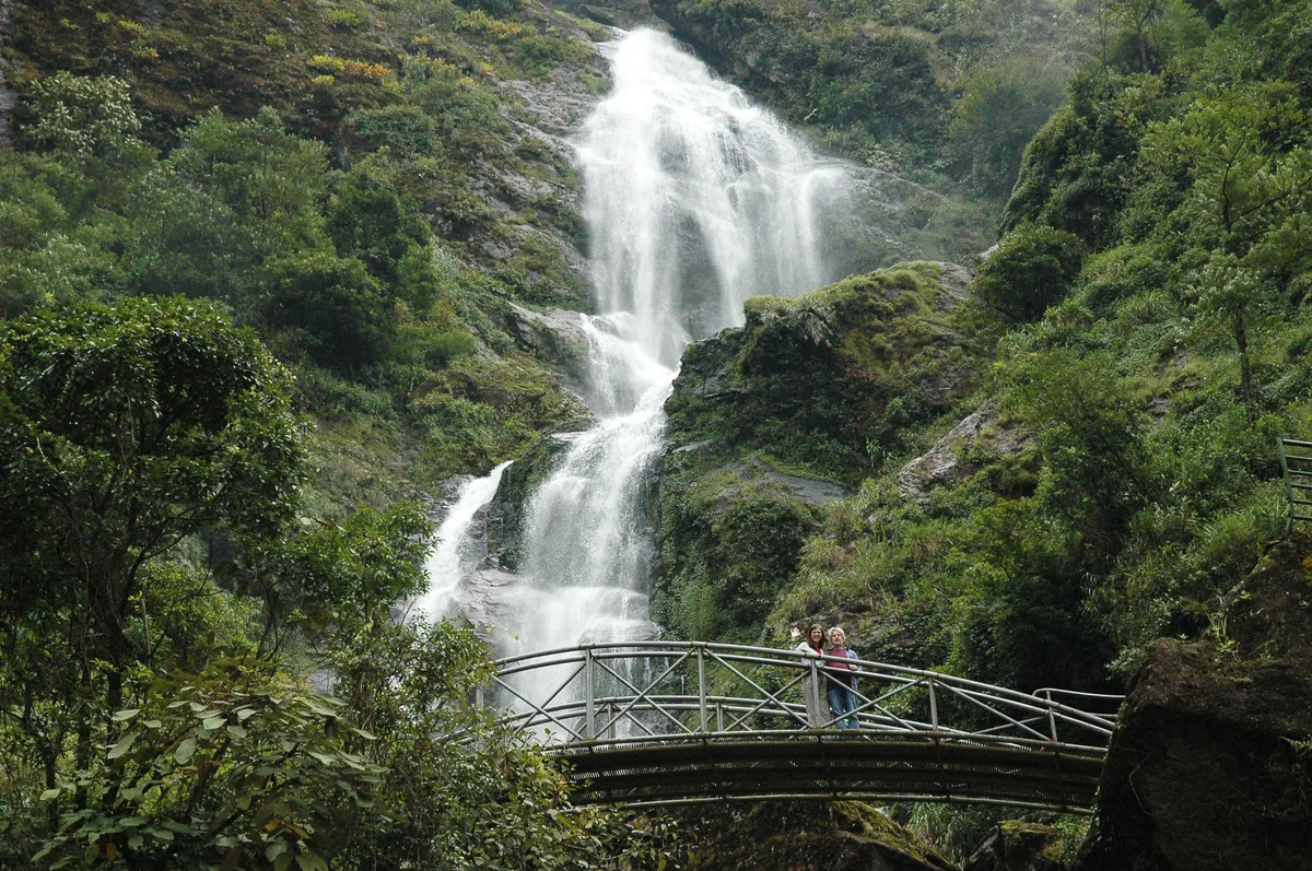 Fansipan Cable Car, Cat Cat Village, Moana Sapa & Alpine Coaster Day Trip in Sapa