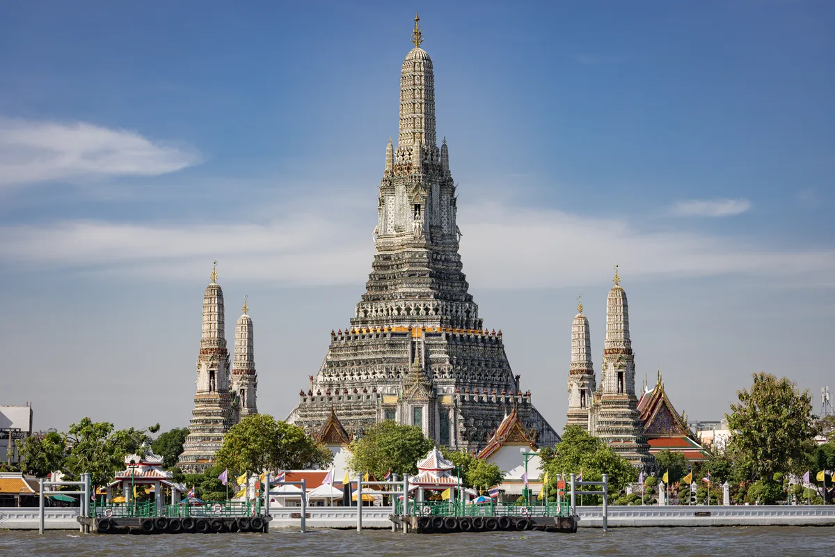 Bangkok Canal Tour: 2-Hour Longtail Boat Ride with Wat Arun and Artist's House