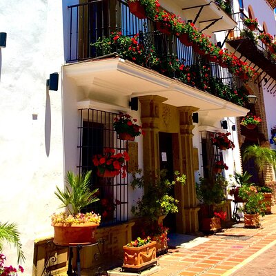 The Magic Coins of Marbella: Outdoor Escape Adventure