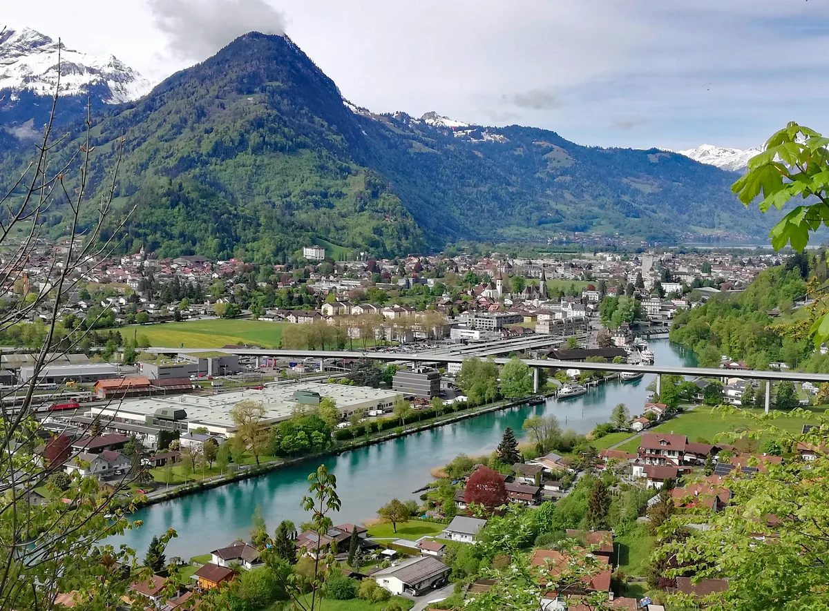 Tandem Paragliding in the Swiss Alps with Transport from Interlaken