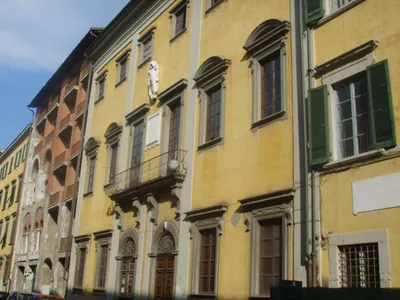 Pisa 1-Hour Electric Vehicle Tour: 11 Stops Beyond the Tower