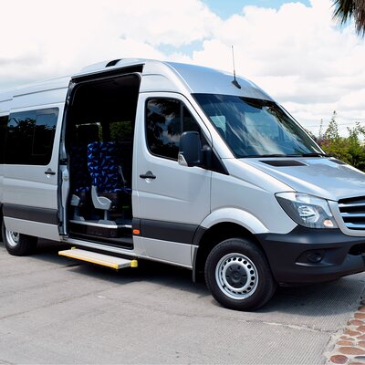 Los Cabos Roundtrip Private Airport Transportation Sprinter up to 13 Passengers