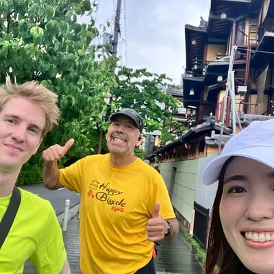 Kyoto Run & Walk Tour with Locals