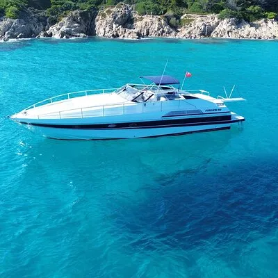 Riviera Yacht Charter