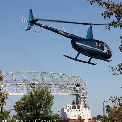 30-Mile North Shore Helicopter Tour