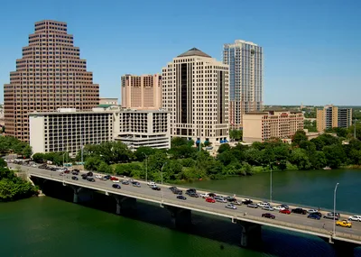 Guided Sunset Kayak Tour in Austin with Congress Bridge Bat