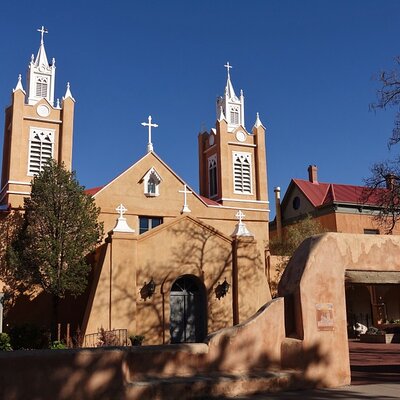 Intriguing Heritage of Albuquerque - Private Walking Tour