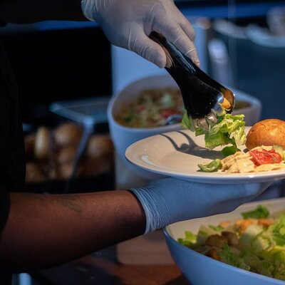 City Cruises Norfolk: Buffet Dinner Cruise