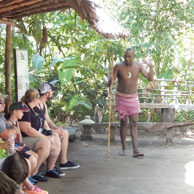 Yumi Tours & Transfers Vanuatu