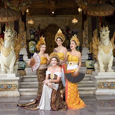 Bali Professional Photoshoot in Traditional Dress Outfit