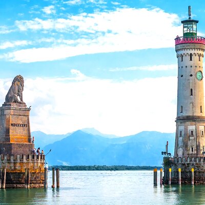 Lindau Scavenger Hunt and Sights Self-Guided Tour