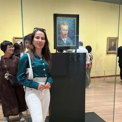 Van Gogh Museum Ticket with Audio Guide and Unlimited Access Time