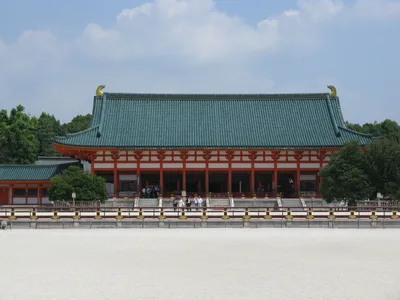 Kyoto E-Bike Tours: East Side 3.5-Hour or West Side 6-Hour Highlights