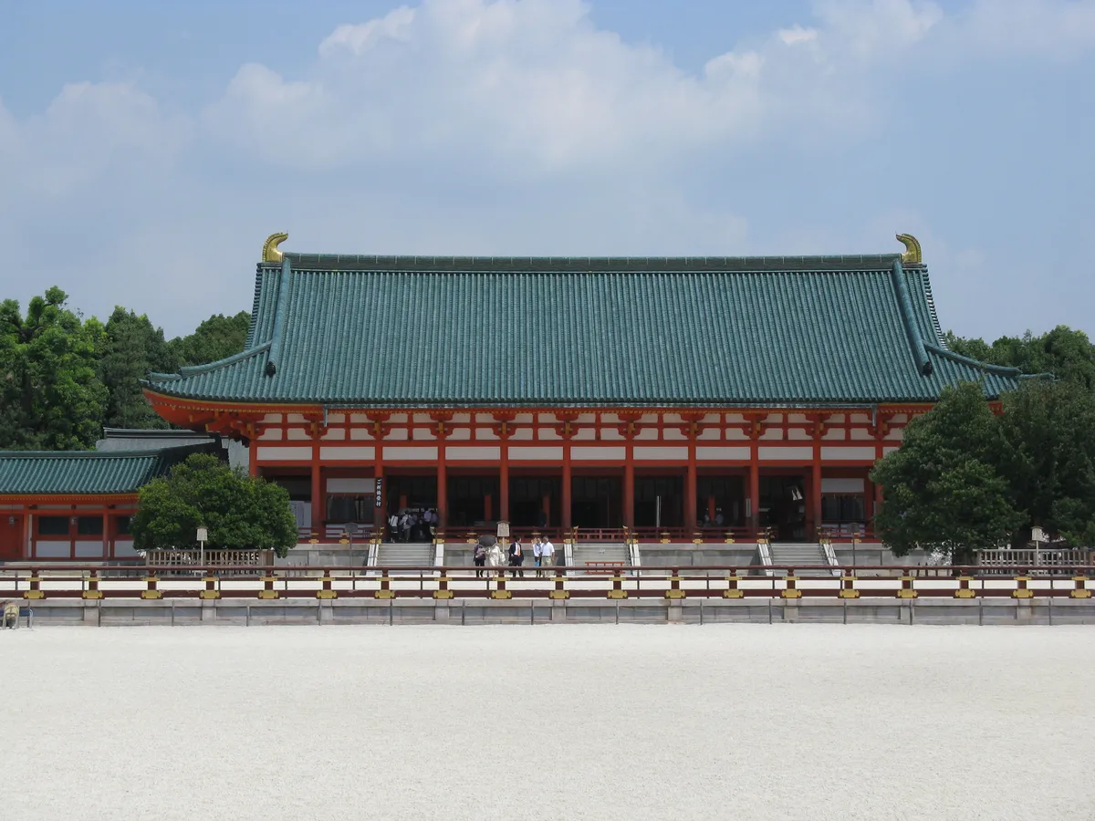 Kyoto E-Bike Tours: East Side 3.5-Hour or West Side 6-Hour Highlights