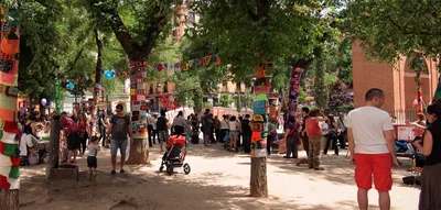 Madrid Malasaña Neighborhood De Mercados Market and Food Tour with Lunch