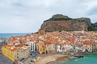Cefalù Boat Tour with Snorkeling and Aperitif