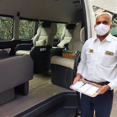 Private Transfer from T3 Delhi Airport to Delhi/Gurgaon Hotel