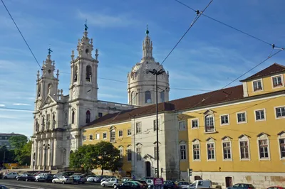 Lisbon Awakens Culinary Tour: Crossroads Reborn with Basilica da Estrela and Campo de Ourique Market