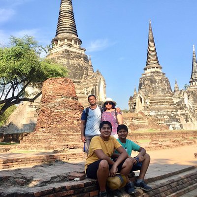 Quality Thai Guide​ by​ Quality​ Experiences​