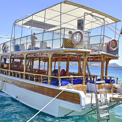Onelli Daily Tours in Bodrum