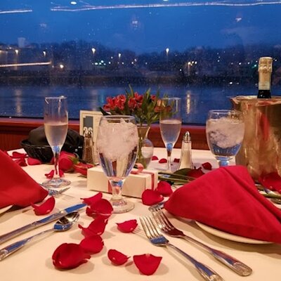 Knoxville River Cruise Aboard the Volunteer Princess