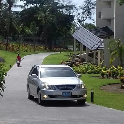St Lucia Ground Transportation- Eugene's GFLC Airport/ Hotel Transfer (SLU)