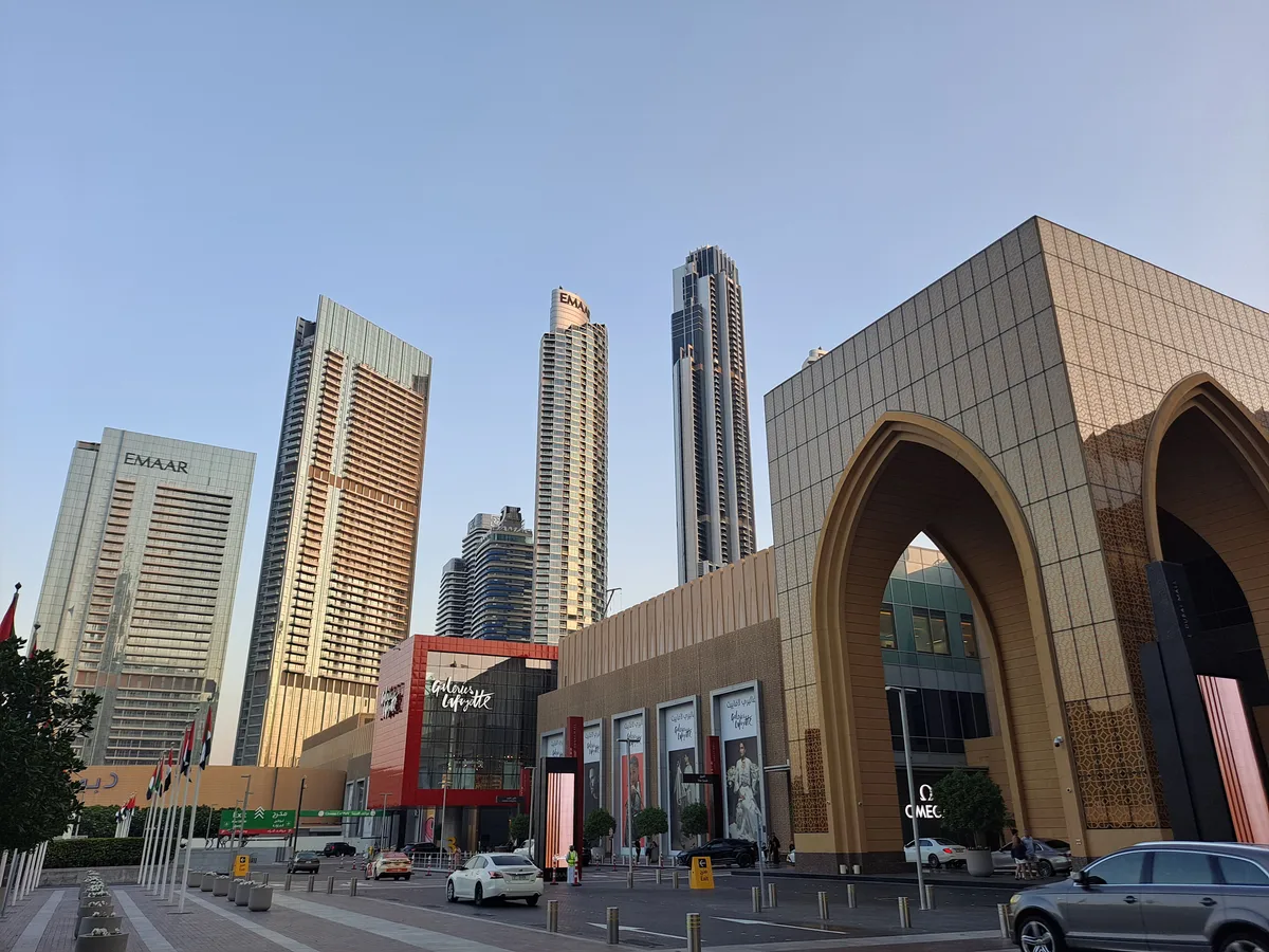 Burj Khalifa Level 124 'At the Top' Entrance Ticket with One-way Transfer in Dubai