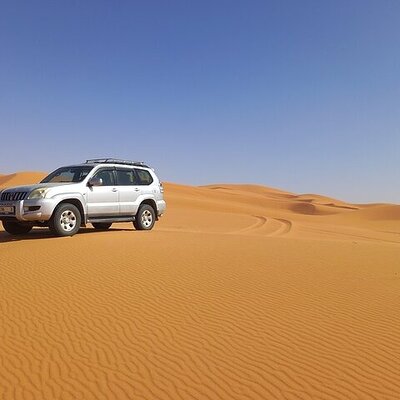 3 Hours by 4x4 in Merzouga Desert, Visit Nomads, Gnawa Music.
