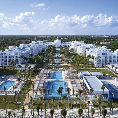 Cancun Airport and Riu Palace Riviera Maya Private Shuttle