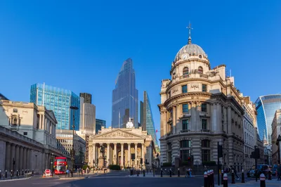 London Full-Day Sightseeing Tour with Thames River Cruise and Optional London Eye Ticket